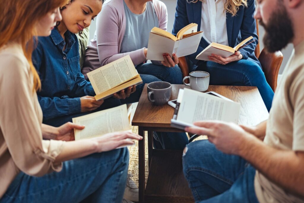 Aimer lire et apprendre en bibliothèque.
